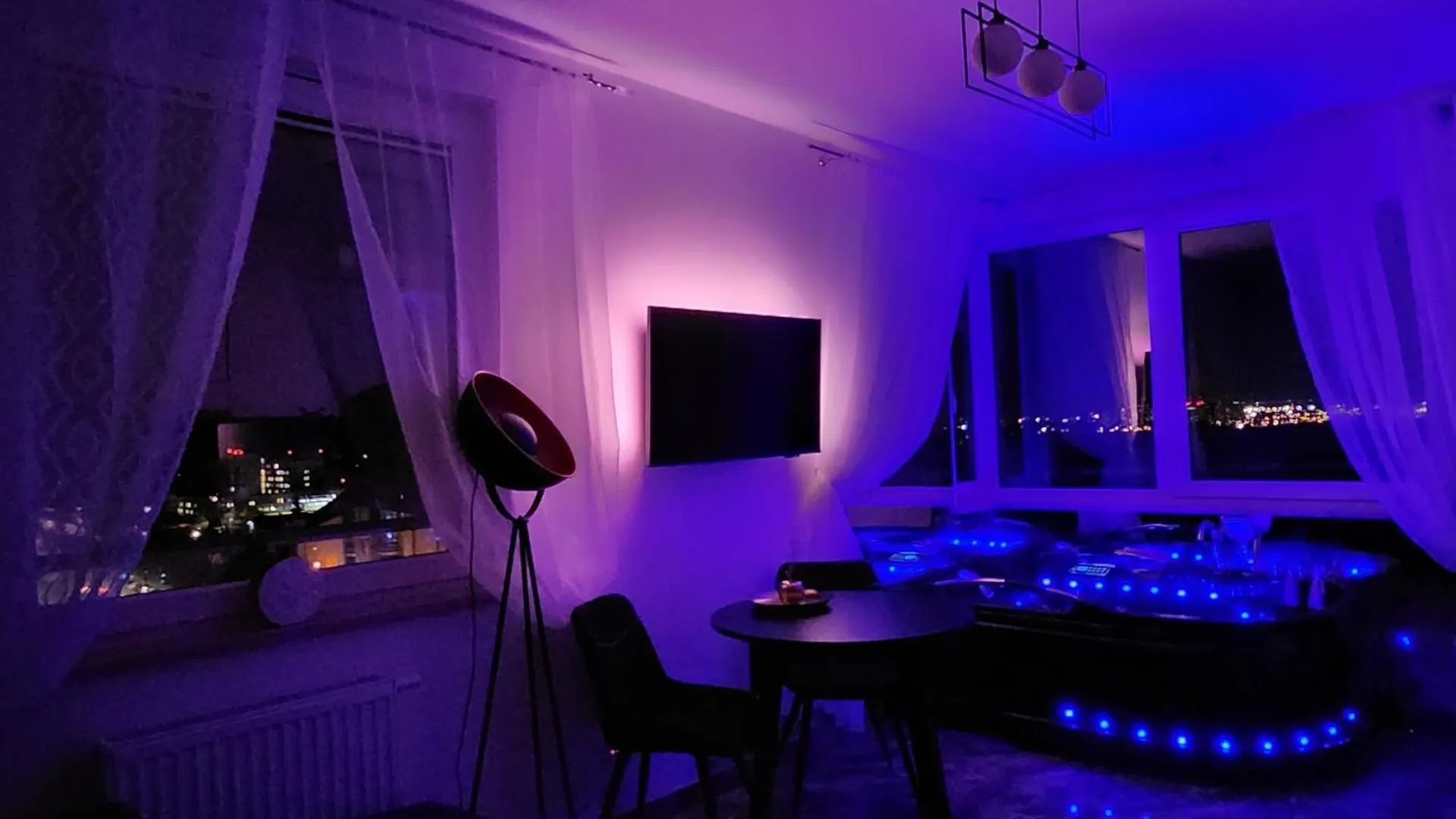 Gdansk By The Sea - Prestige Home Spa Apartments With A Luxurious Jacuzzi, Sauna And An Exclusive Massage Chair Available In One Of The Apartments!