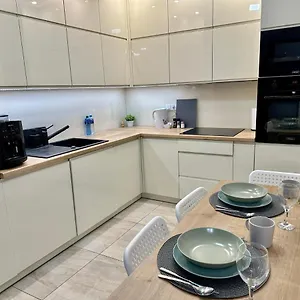 2-bedroom Praga , Warszawa Polska