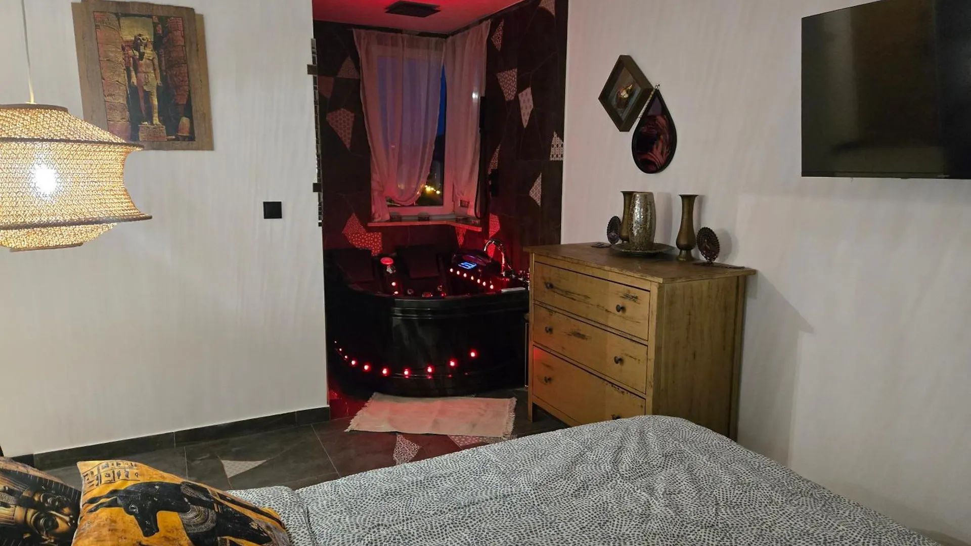 Gdansk By The Sea - Prestige Home Spa Apartments With A Luxurious Jacuzzi, Sauna And An Exclusive Massage Chair Available In One Of The Apartments!