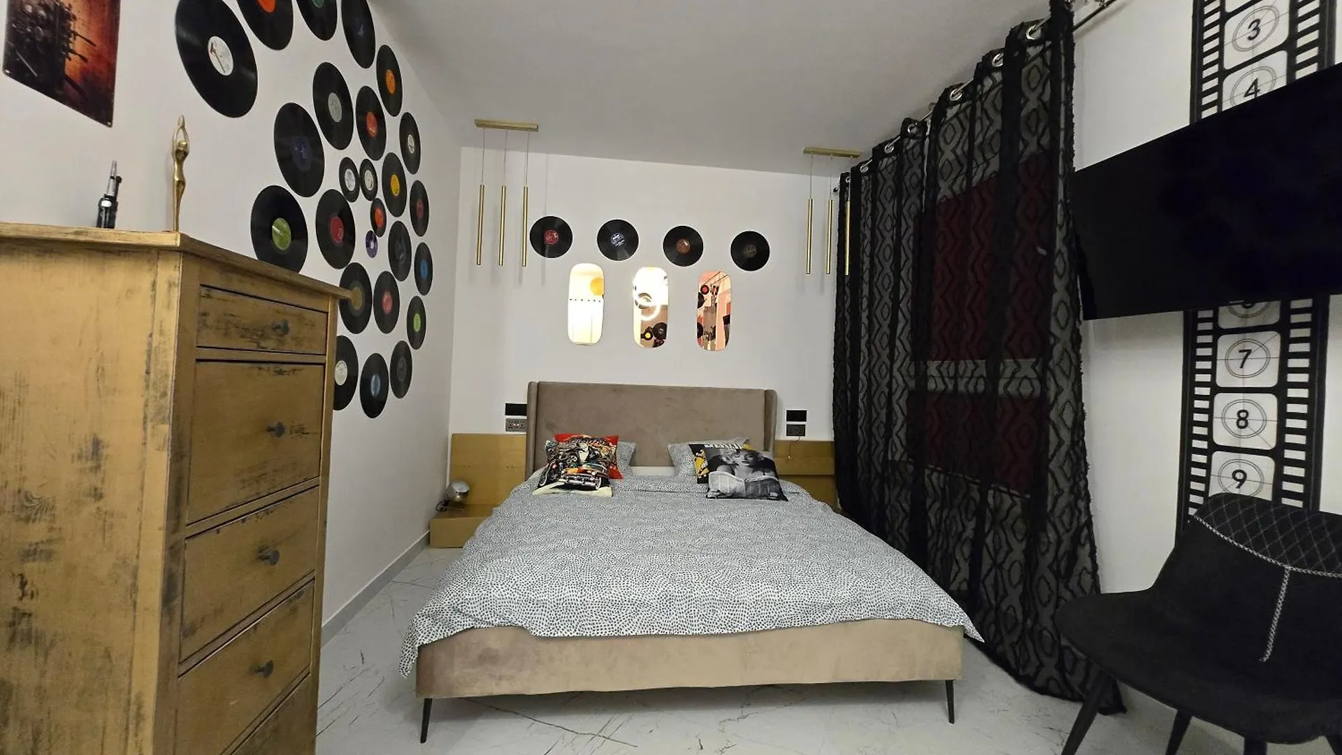 Gdansk By The Sea - Prestige Home Spa Apartments With A Luxurious Jacuzzi, Sauna And An Exclusive Massage Chair Available In One Of The Apartments! Polska
