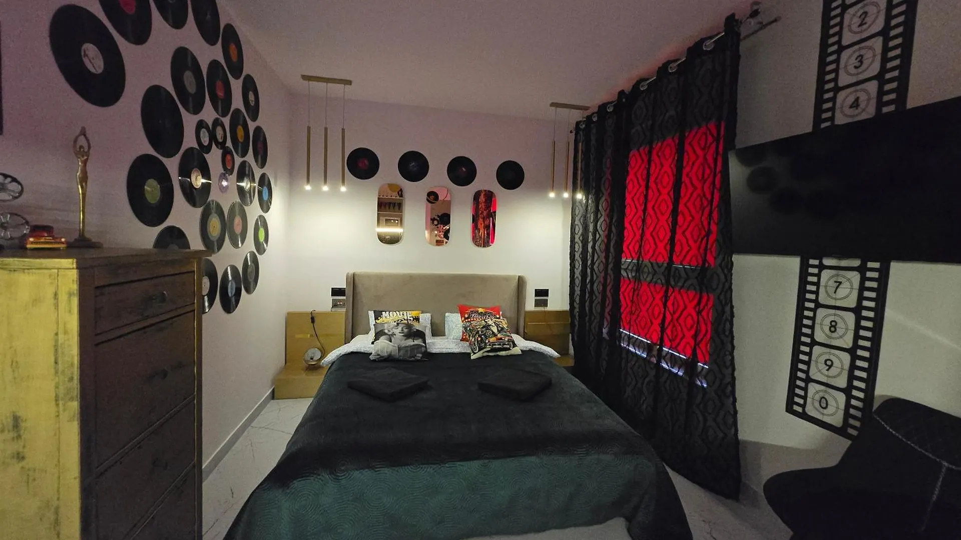 Gdansk By The Sea - Prestige Home Spa Apartments With A Luxurious Jacuzzi, Sauna And An Exclusive Massage Chair Available In One Of The Apartments! Polska