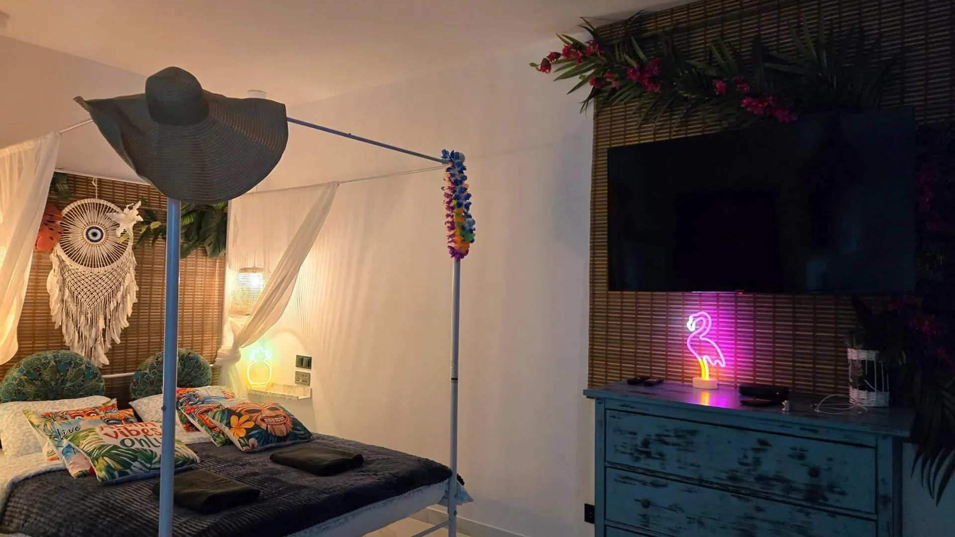 Gdansk By The Sea - Prestige Home Spa Apartments With A Luxurious Jacuzzi, Sauna And An Exclusive Massage Chair Available In One Of The Apartments! Polska